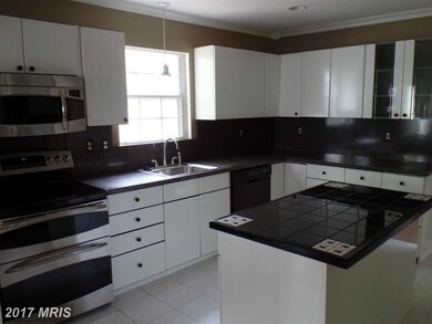 15355 Edgehill Dr, Dumfries, VA 22025 - photo 7