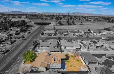 Drone / aerial view featuring a residential view a