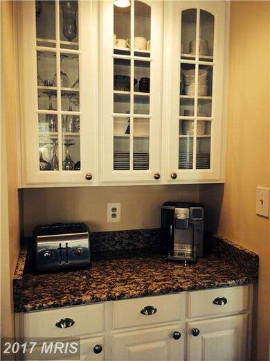 7904 Hollington Place, Fairfax Station, VA 22039 - photo 3