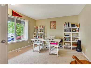 2604 Baines Blvd, Hubbard, OR 97032 - photo 4