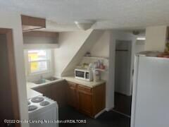 401 Jones St, Grand Ledge, MI 48837 - photo 6