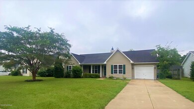 154 Settlers Cir, Jacksonville, NC 28546 - photo 2