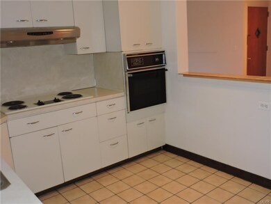 2406 W Tilghman St unit 2408, Allentown, PA 18104 - photo 7