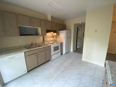 103 Pepper Place, Charlottesville, VA 22902 - photo 5