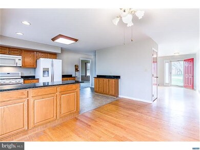 106 Wortham Ln, Bear, DE 19701 - photo 6