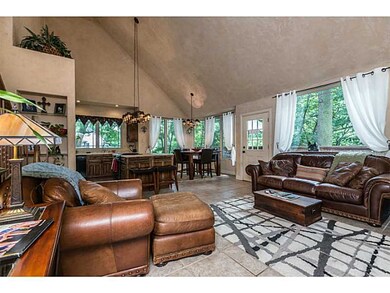 203 NW O St, Bentonville, AR 72712 - photo 2