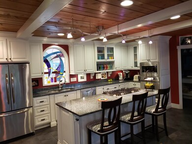 Hickory Valley Woodworking made the cabinets. Beau