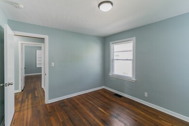 2013 Cooke Ct, Waukegan, IL 60085 - photo 4