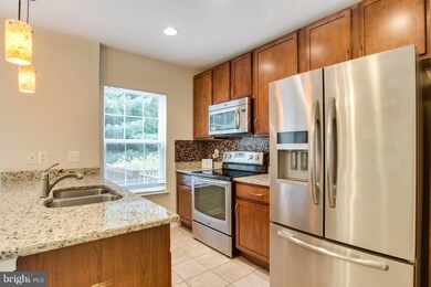 15770 Widewater Dr, Dumfries, VA 22025 - photo 2