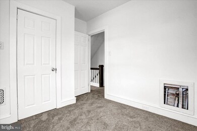 2443 Filbert Ave, Reading, PA 19606 - photo 4