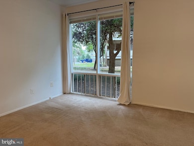 134 Birch St unit A4, Falls Church, VA 22046 - photo 5