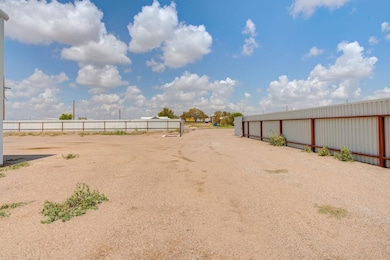 11709 County Road 6900, Lubbock, TX 79407 - photo 6