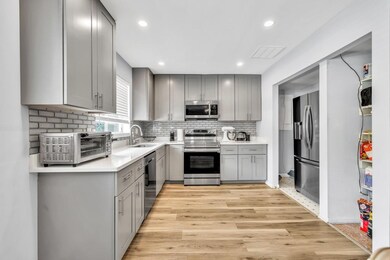 7307 Cardigan Cir, Sandy Springs, GA 30328 - photo 7