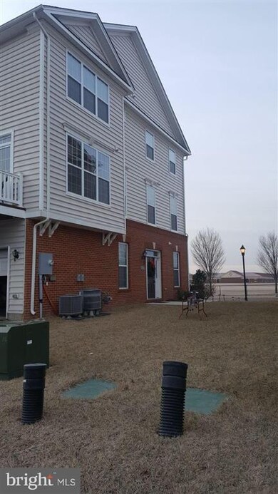 23263 Carters Meadow Terrace, Ashburn, VA 20148 - photo 3