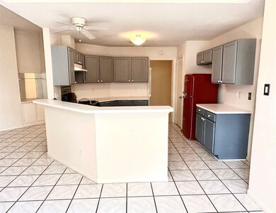 7875 Log Hollow Dr, Houston, TX 77040 - photo 6