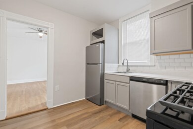 20 Linden Ct unit 1, Jersey City, NJ 07305 - photo 2