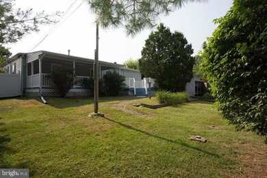 820 Ivydale Ave, Reisterstown, MD 21136 - photo 5