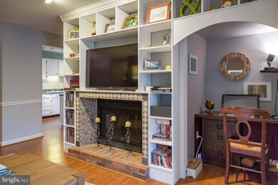 10002 Oakton Terrace Rd unit 10002, Oakton, VA 22124 - photo 6