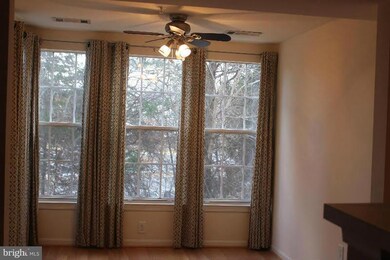 13103 Briarcliff Terrace unit 10-1002, Germantown, MD 20874 - photo 6