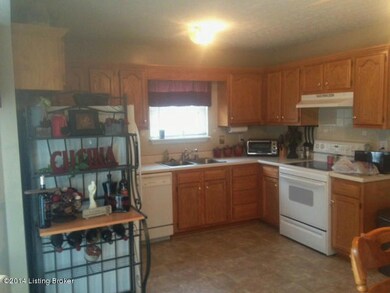 116 Excalibur Ct, Mount Washington, KY 40047 - photo 5