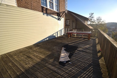 678 Spruce St, Morgantown, WV 26505 - photo 6