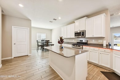 15-web-or-mls-15_3963 Pondside Ct