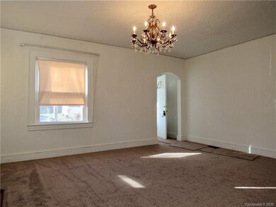 1105 Carter St unit 3, High Point, NC 27260 - photo 2