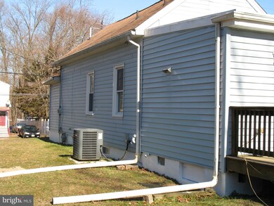 39 Berkley Rd, Mount Royal, NJ 08061 - photo 4