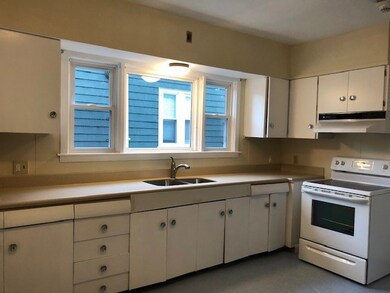 93 Forest St unit 1, Providence, RI 02906 - photo 4