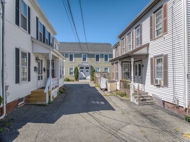 28 Titcomb St unit 2, Newburyport, MA 01950 - photo 2