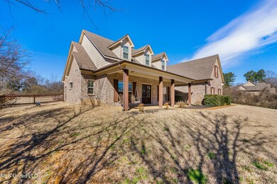 4691 treadway rd-exterior-03