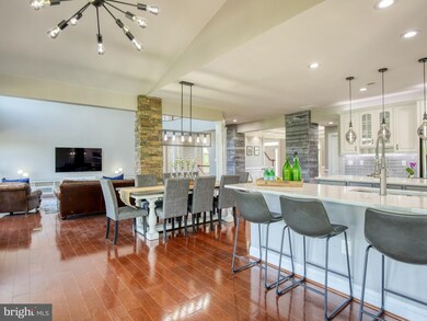 16596 Goldencrest Cir, Purcellville, VA 20132 - photo 7