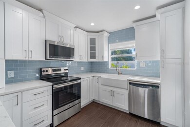 4204 W Bay Vista Ave, Tampa, FL 33611 - photo 5