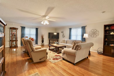 213 High Point Ave, Muscle Shoals, AL 35661 - photo 7