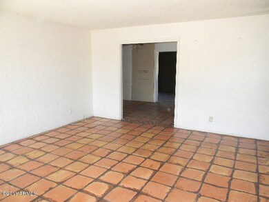 023-300315 Living Room 1