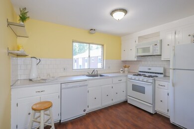 83 Hobart St unit D-6, Danvers, MA 01923 - photo 5