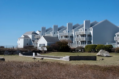 1 Mansfield Grove Rd unit 306, East Haven, CT 06512 - photo 2