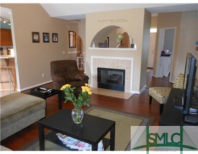 Living Room. Gas Fireplace for Cozy Winter Evening