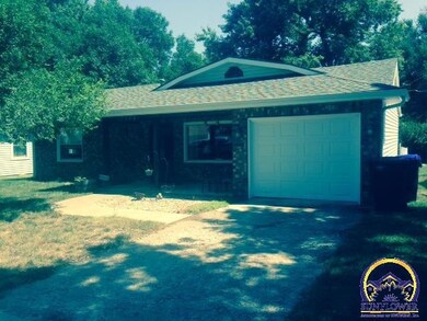 3364 SW Clare Ave, Topeka, KS 66611 - photo 2