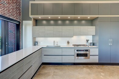 1111 Studewood St unit 501, Houston, TX 77008 - photo 3