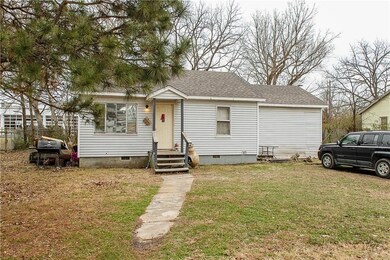 721 N 3rd St, Rogers, AR 72756 - photo 2