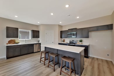 2425 S Wheatland Cir, Wichita, KS 67235 - photo 5