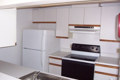 432 Humphrey St unit 14, Swampscott, MA 01907 - photo 7