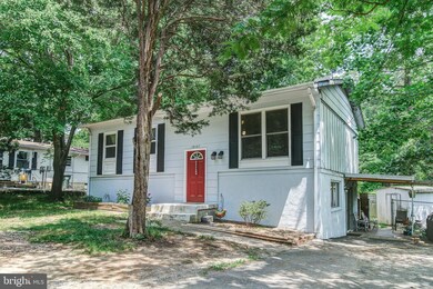 19127 Wayne Dr, Triangle, VA 22172 - photo 4