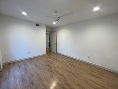 5520 Gaston Ave unit 108, Dallas, TX 75214 - photo 4