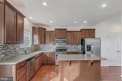 11355 Sandestin Place, White Plains, MD 20695 - photo 2