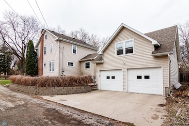 1106 5th St S, Fargo, ND 58103 - photo 3