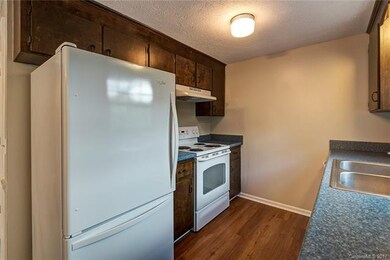 65 Brookside Dr unit 36, Hendersonville, NC 28792 - photo 7