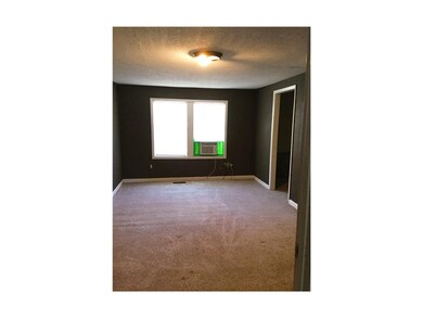 Unit 2 - Master Bedroom 10 x 19, walk-in closet