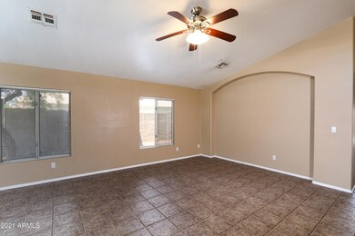 4894 W Buffalo St, Chandler, AZ 85226 - photo 6